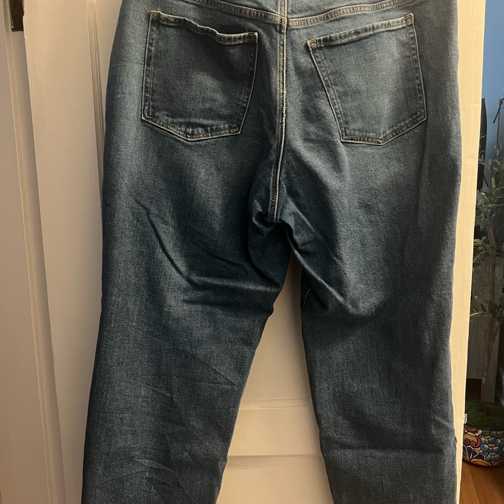 Old Navy Loose Fit Medium Wash Denim Jeans